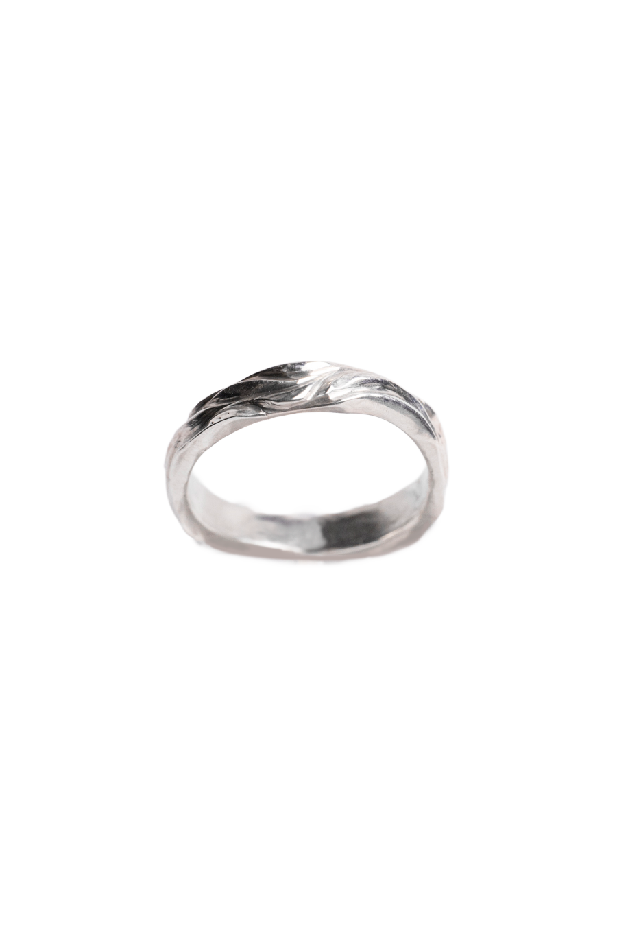 Nuje ring