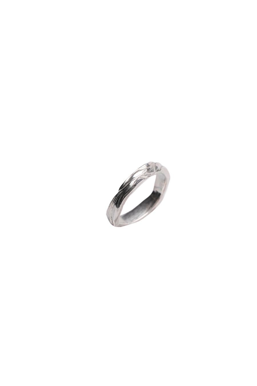Nuje ring