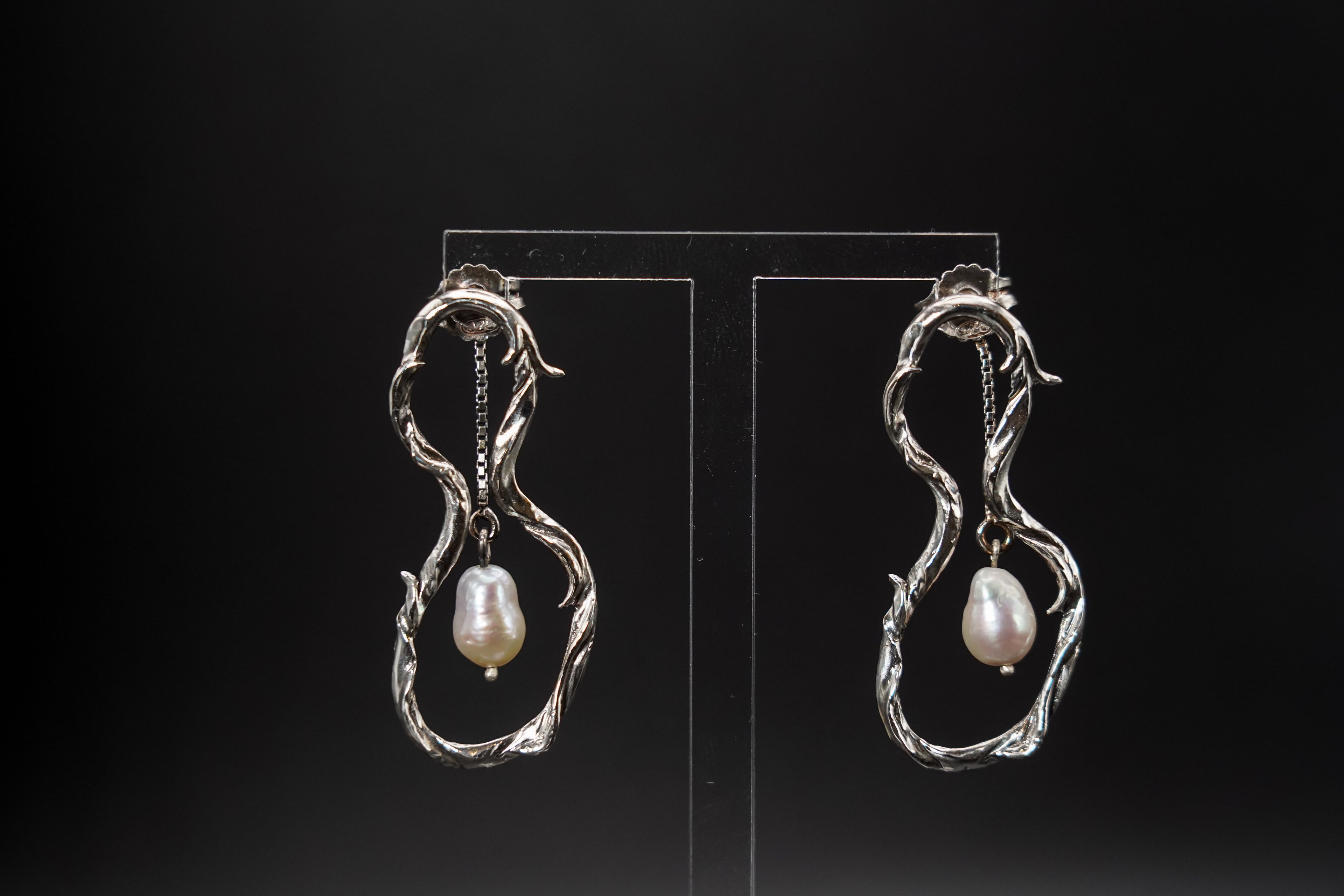 Rovi Earring