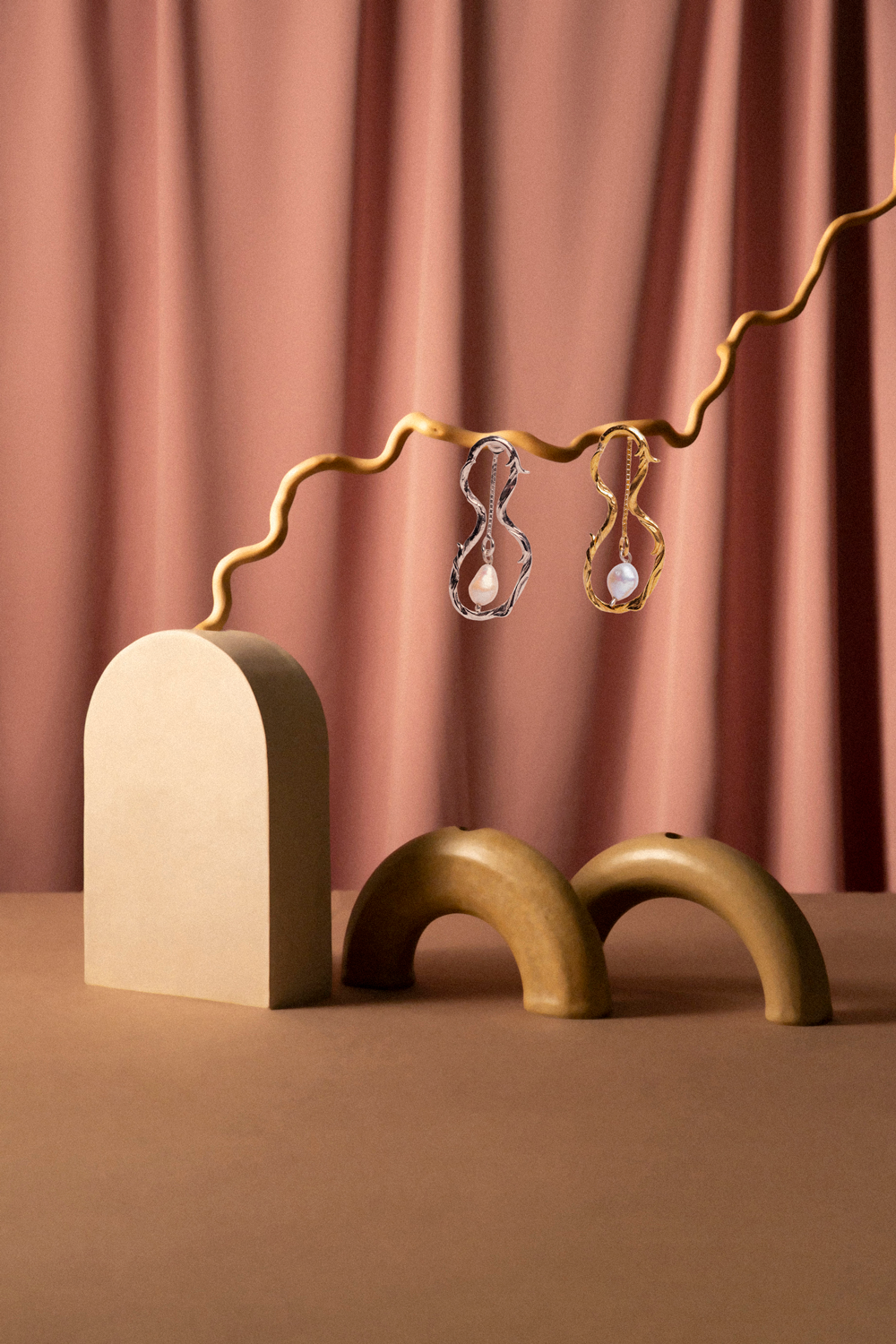 Rovi Earring